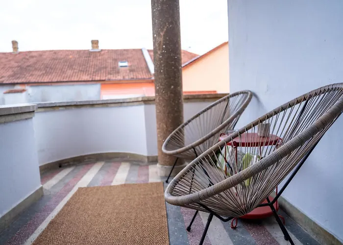 Apartamento Joy Madgearu 2 *